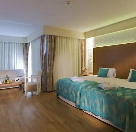 Kamelya World Vacation Club Side